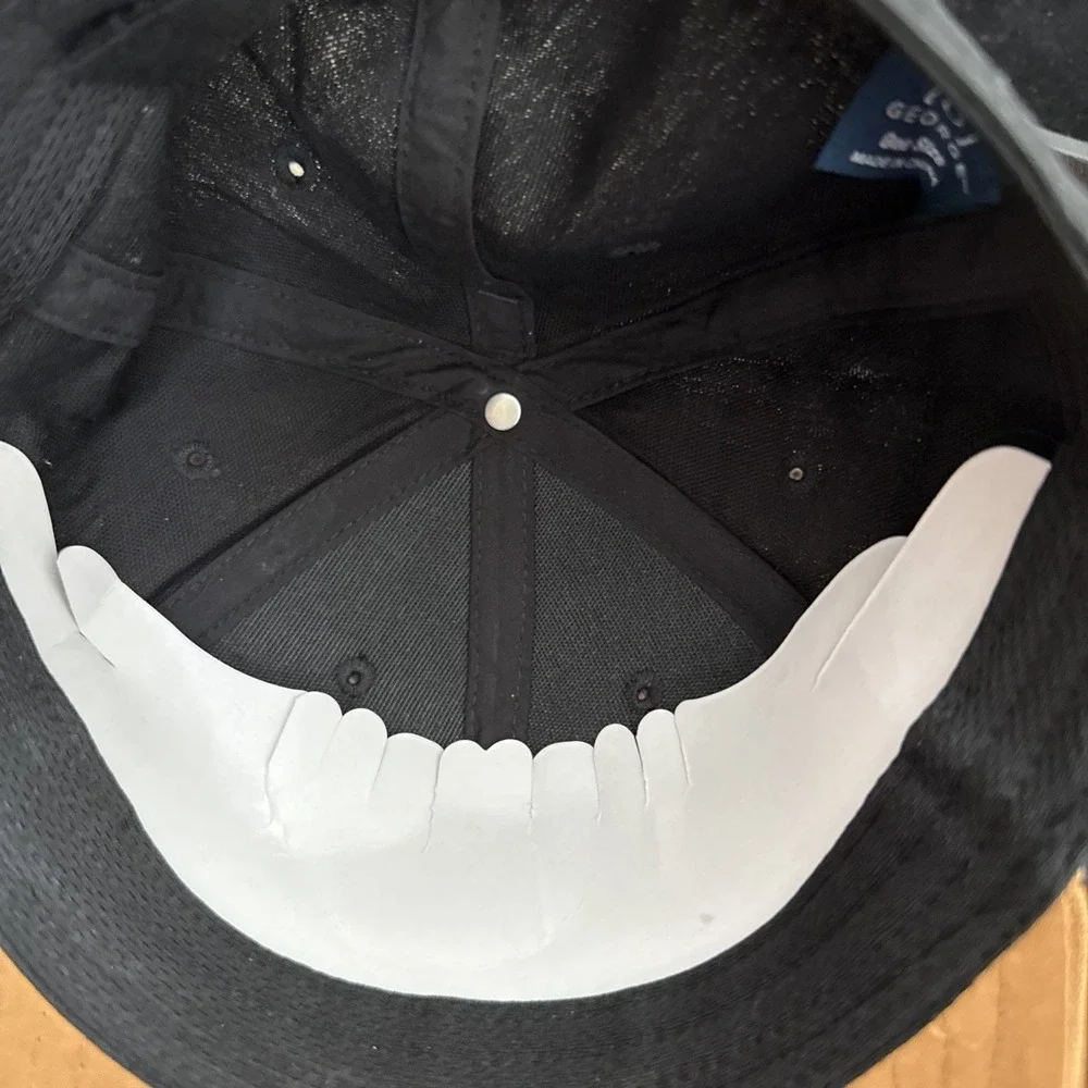 George Pocket Hat, Strapback Hat Black‎ Adjustable 6 Panel Structured NWT 4670